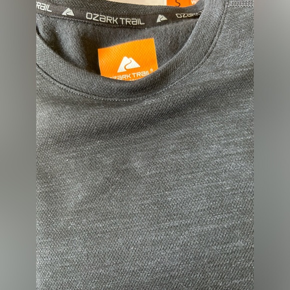 2 NIB Ozark Trail Women's Wool Blend Baselayer Crew retal $50 small - Picture 9 of 9